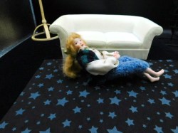 6 half porc dollhouse a